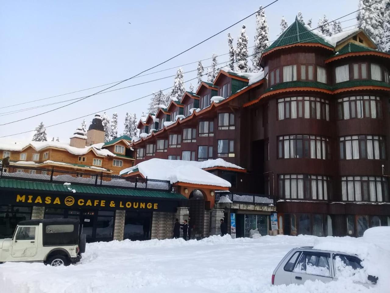 Hotel Hilltop Gulmarg JAMMU AND KASHMIR Esterno foto