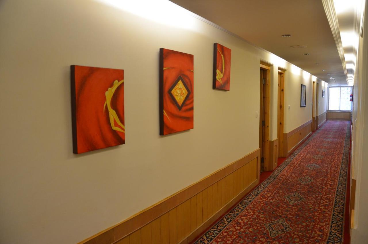 Hotel Hilltop Gulmarg JAMMU AND KASHMIR Esterno foto