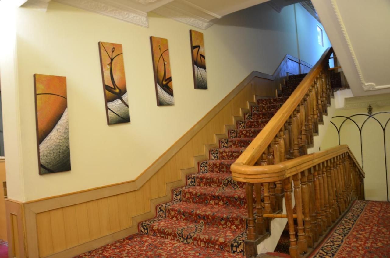 Hotel Hilltop Gulmarg JAMMU AND KASHMIR Esterno foto