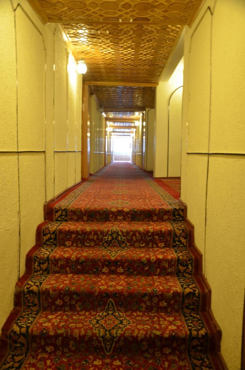 Hotel Hilltop Gulmarg JAMMU AND KASHMIR Esterno foto